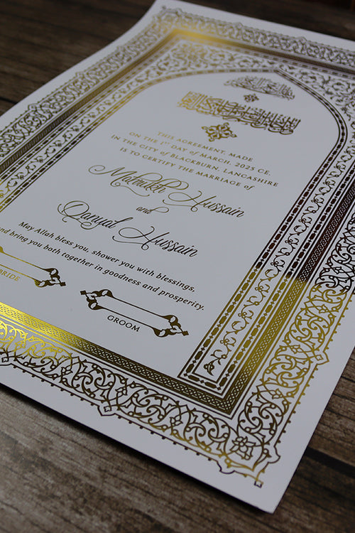 Load image into Gallery viewer, NK 156 Personalized Luxury A3 Gold Foiled Nikahnama

