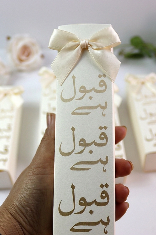 Load image into Gallery viewer, Nikah "Qabool Hai " Tube favour box with a Embellishment
