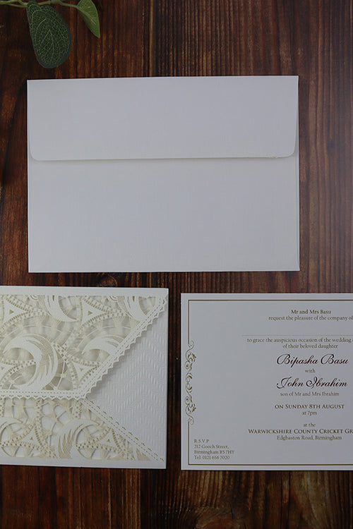 Load image into Gallery viewer, Detailed Lasercut Wallet Invitation BS 12009
