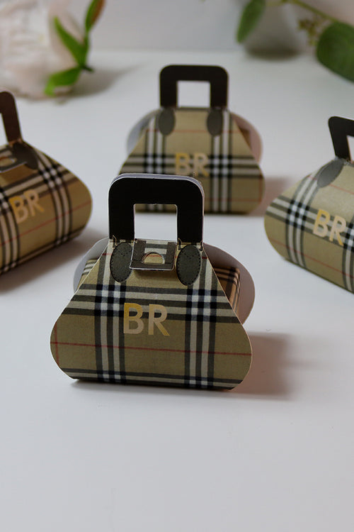 Load image into Gallery viewer, Handbag-Shaped Favour Boxes 101 – Personalised with Initials or Logo
