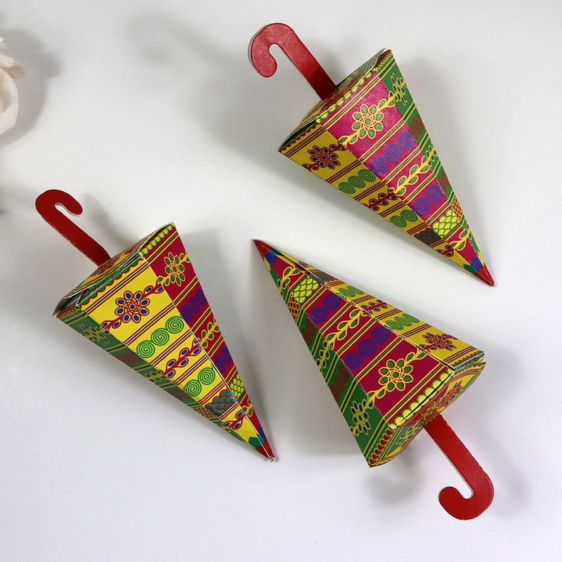 Colourful Cone-Shaped Favour Boxes Green & Yellow CNE 101  – Flat Pack, Fill Your Way
