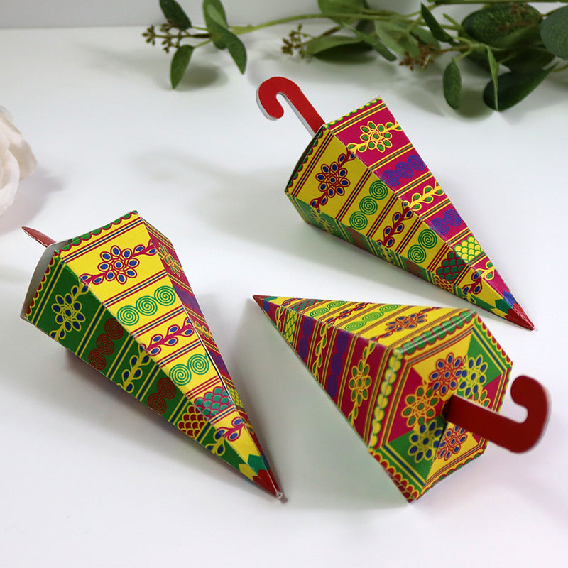 Colourful Cone-Shaped Favour Boxes Green & Yellow CNE 101  – Flat Pack, Fill Your Way