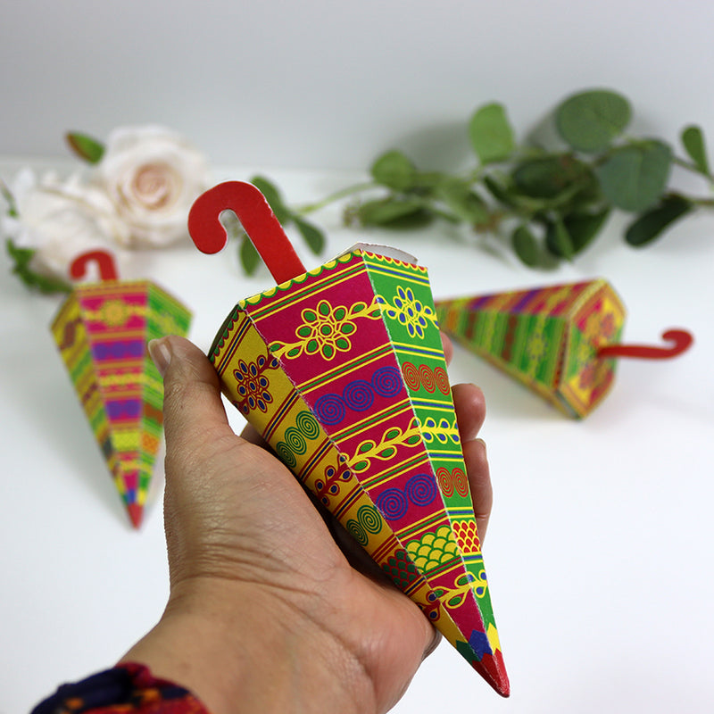 Colourful Cone-Shaped Favour Boxes Green & Yellow CNE 101  – Flat Pack, Fill Your Way