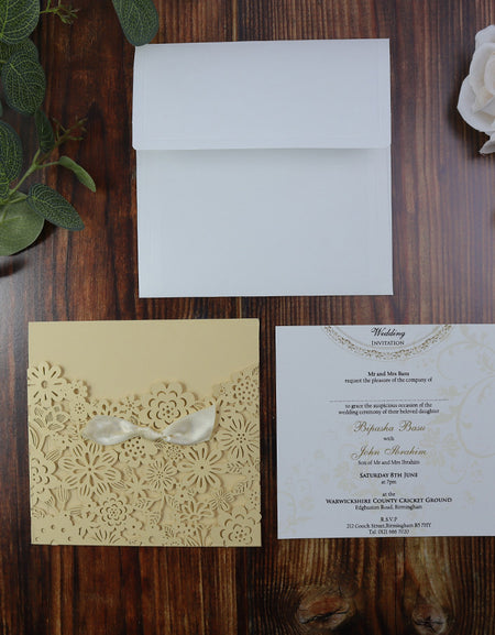 LC 1018 Cream Floral Daisies Laser Cut Pocket Invitation