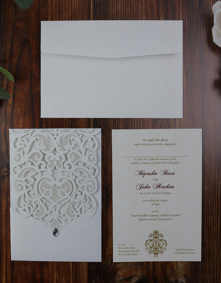 LC 1080 Royal Baroque White Lace Pocket Invitation