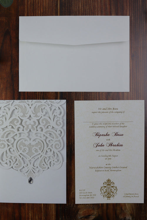 Load image into Gallery viewer, LC 1080 Royal Baroque White Lace Pocket Invitation
