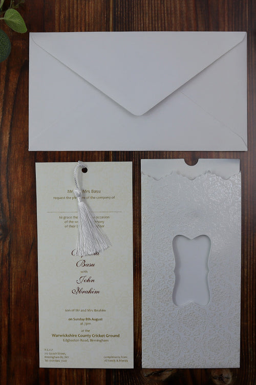 Load image into Gallery viewer, LC S003 Chic White Pocket Tassel Invitation
