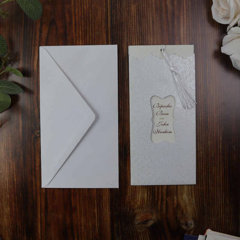 LC S003 Chic White Pocket Tassel Invitation