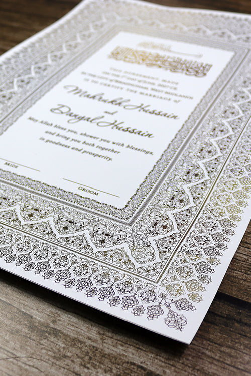 Load image into Gallery viewer, NK 154 Personalized Luxury A3 Gold Foiled Nikahnama
