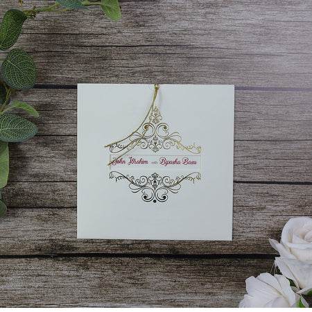 SC 2004 Vintage Royal Frame White Pocket Invitation