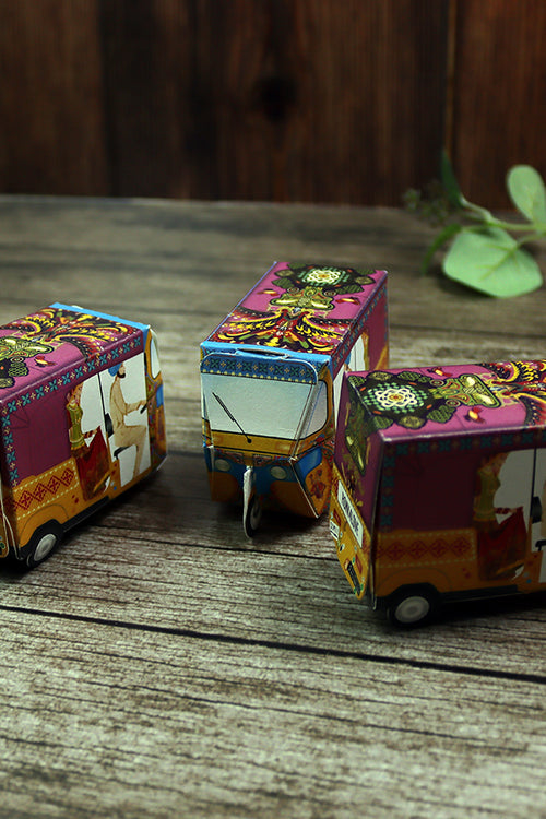 Load image into Gallery viewer, Rickshaw Tuktuk Shaped Favour Boxes – Flat Pack, Fill &amp; Assemble
