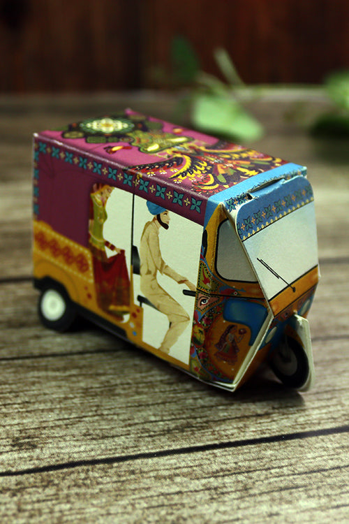 Load image into Gallery viewer, Rickshaw Tuktuk Shaped Favour Boxes – Flat Pack, Fill &amp; Assemble
