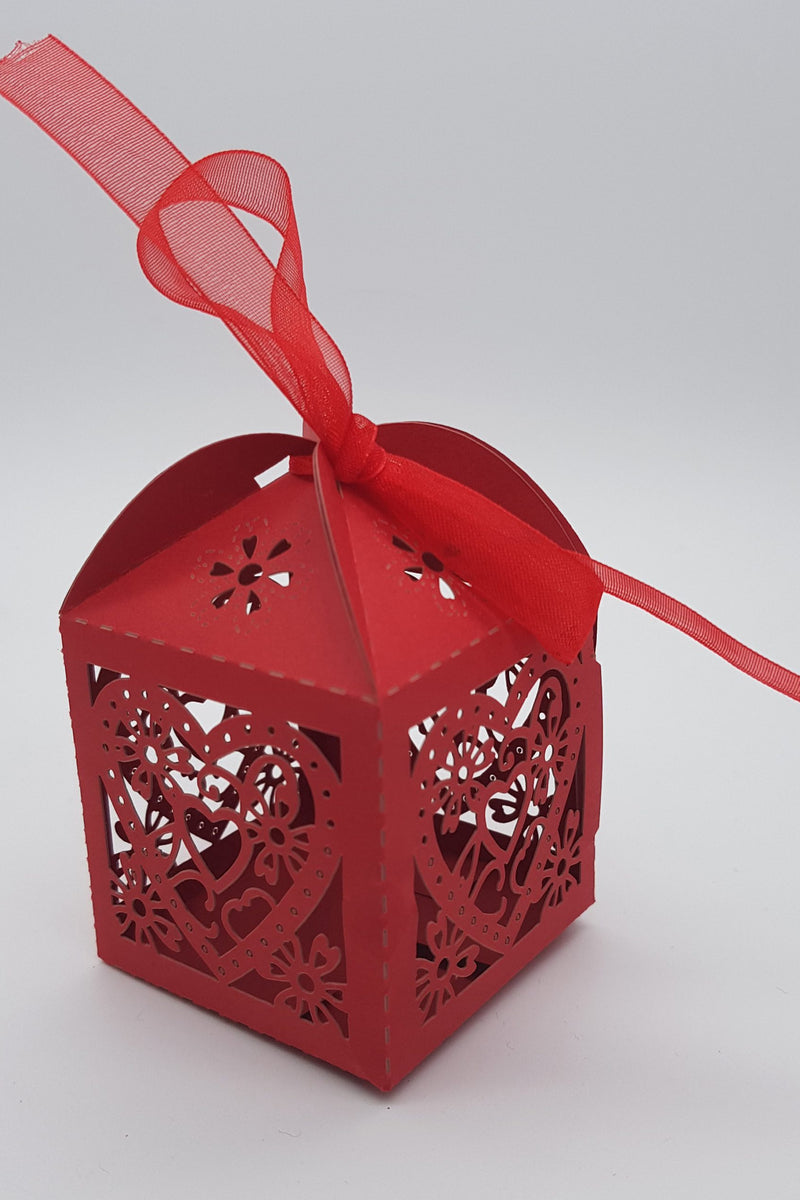 LC 002 Red Cube Heart Favour Box