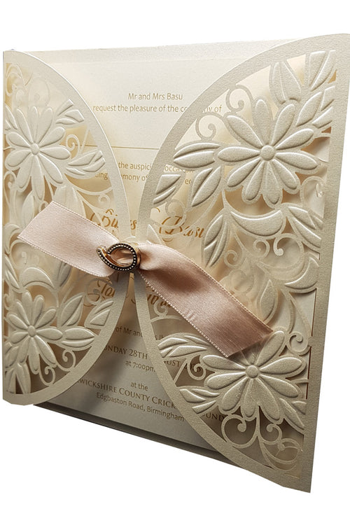 Load image into Gallery viewer, Heavenly White Gatefold Invitation SC 2735
