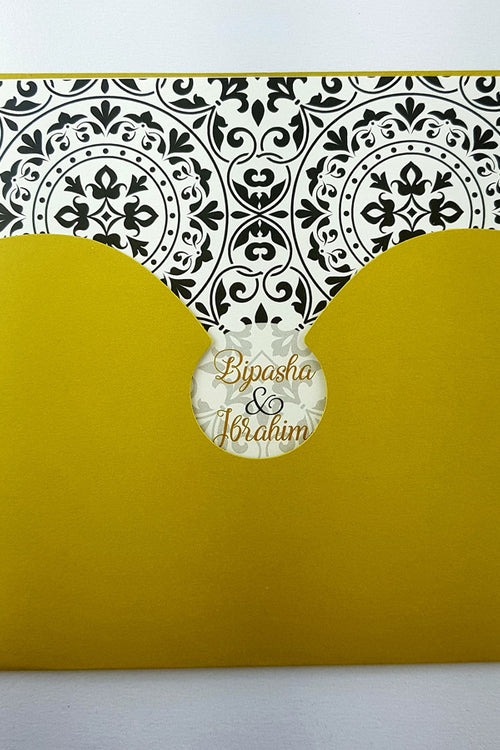 Load image into Gallery viewer, Eccentric Yellow Pocket Invitation ABC 964
