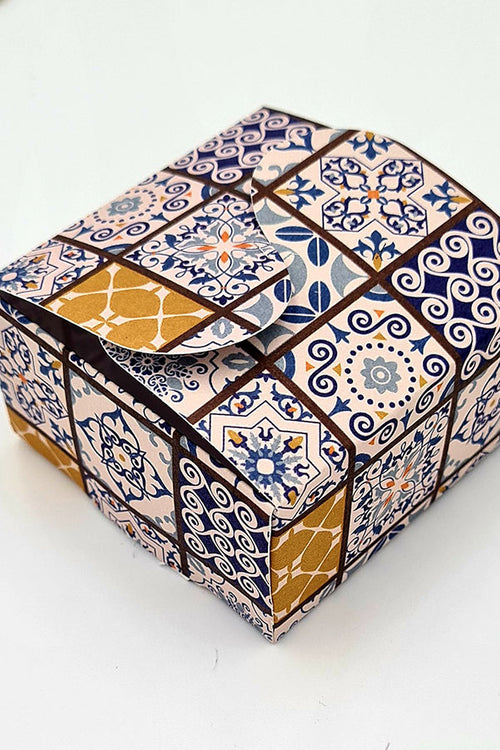 Load image into Gallery viewer, Moroccan Print BTC 403 Printed Butterfly Favour Box
