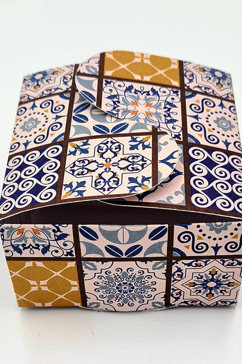 Load image into Gallery viewer, Moroccan Print BTC 403 Printed Butterfly Favour Box
