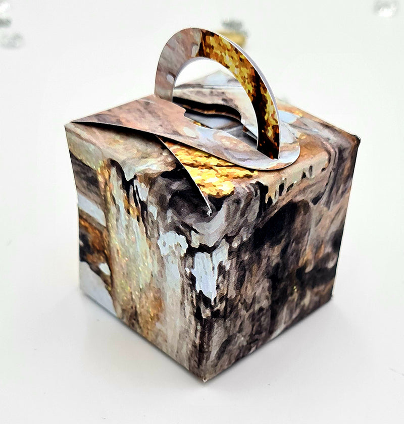 CHC 406 Cube with Handle Black grey and gold print Marble Favour Box