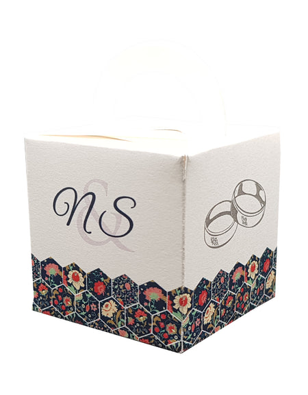 CHC 894 Personalised Favour Box