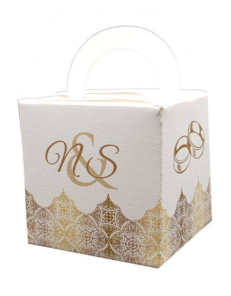 favours at a wedding personalised wedding favours