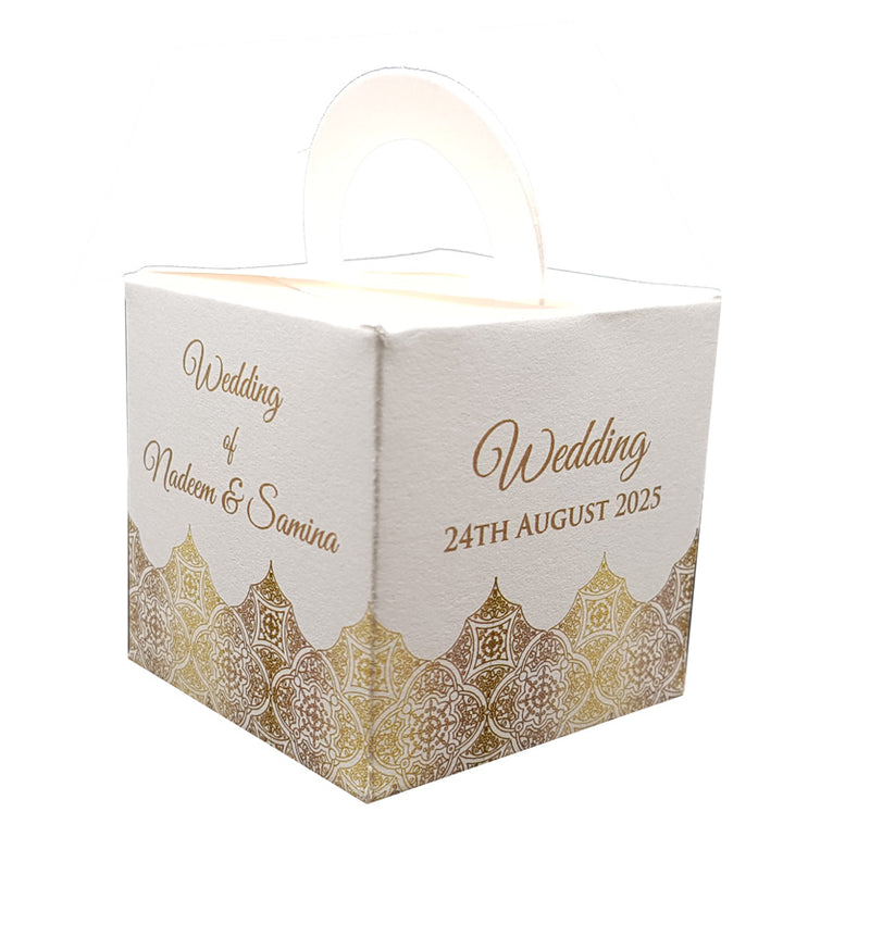 CHC 895 Personalised Favour Box