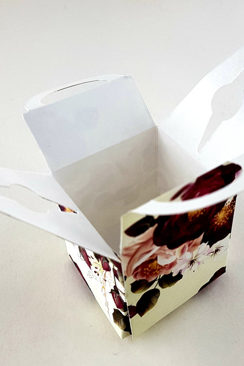 Load image into Gallery viewer, CHC 310A Burgundy Maroon Floral Favour Box
