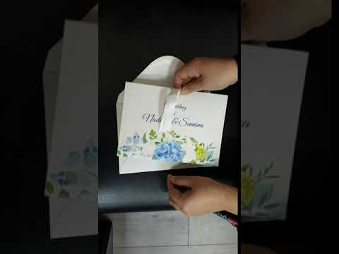 Load image into Gallery viewer, Blue Flower Pocket Invitation ABC 892
