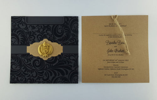 Load image into Gallery viewer, Sikh Black Velvet Pocket Invitation SC 5577
