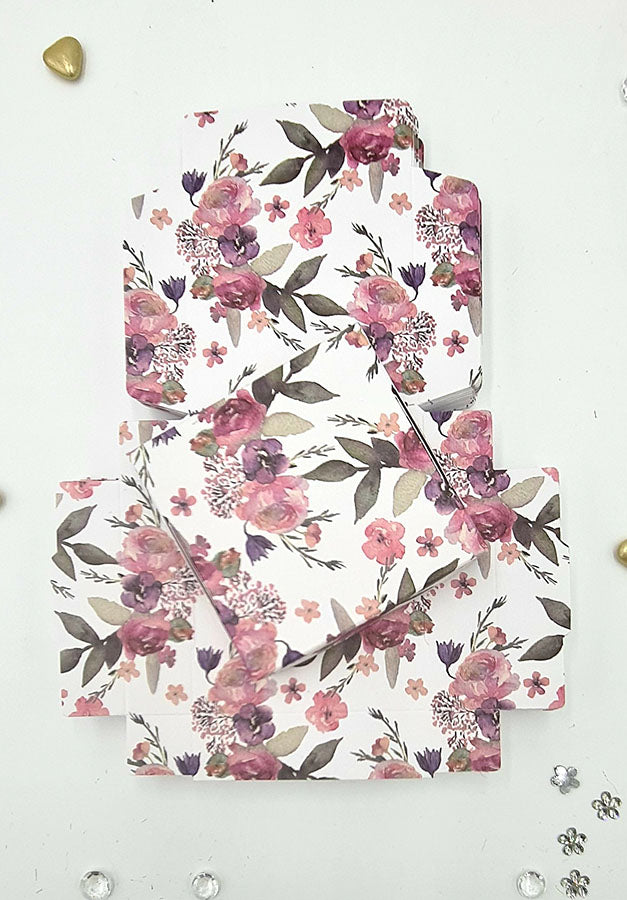 Small square gift box with floral print – Perfect for Mehndi & Walima fro shaadi