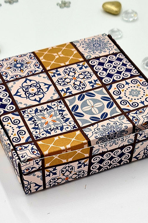 Load image into Gallery viewer, Morrocan Print SQR 403 Printed Square Favour Box
