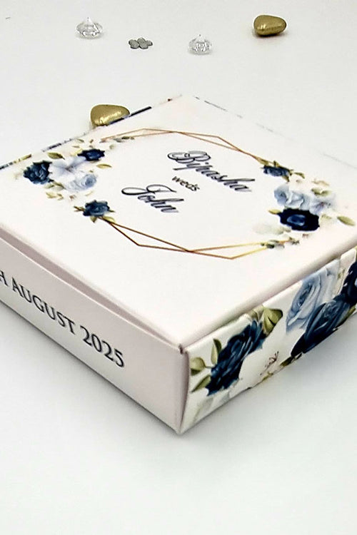 Load image into Gallery viewer, Blue Floral Print SQR 407 – Personalised Square Favour Box
