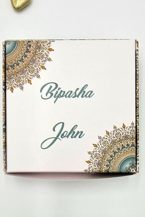 Load image into Gallery viewer, Turquoise Print SQR 409 – Personalised Square Favour Box
