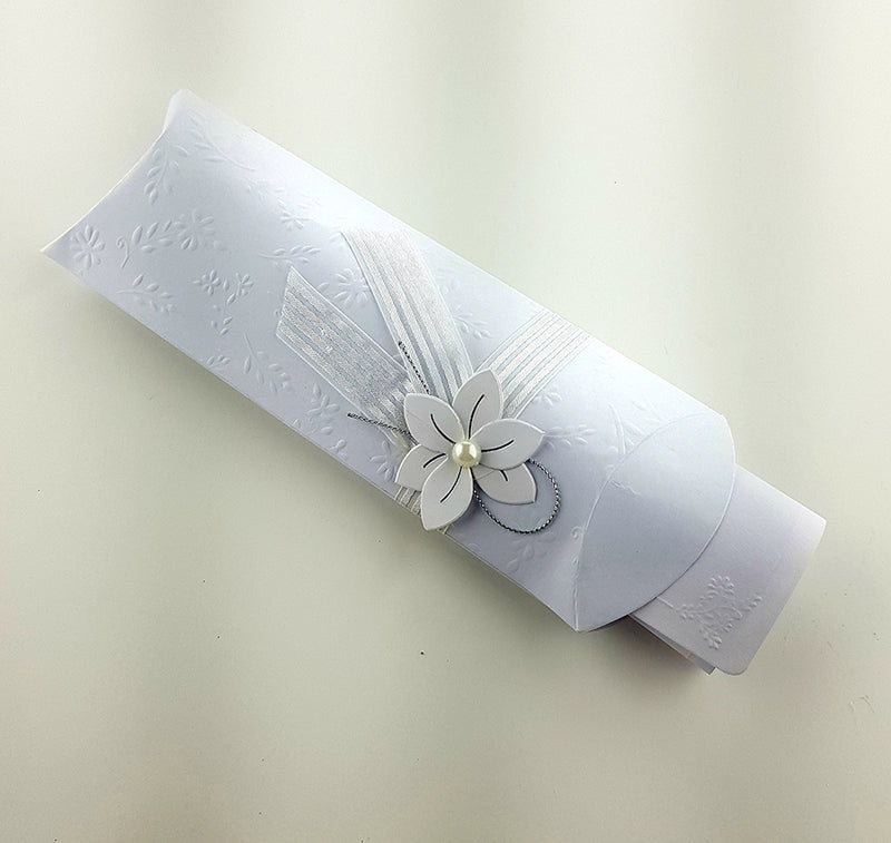 T045BH Cream floral scroll